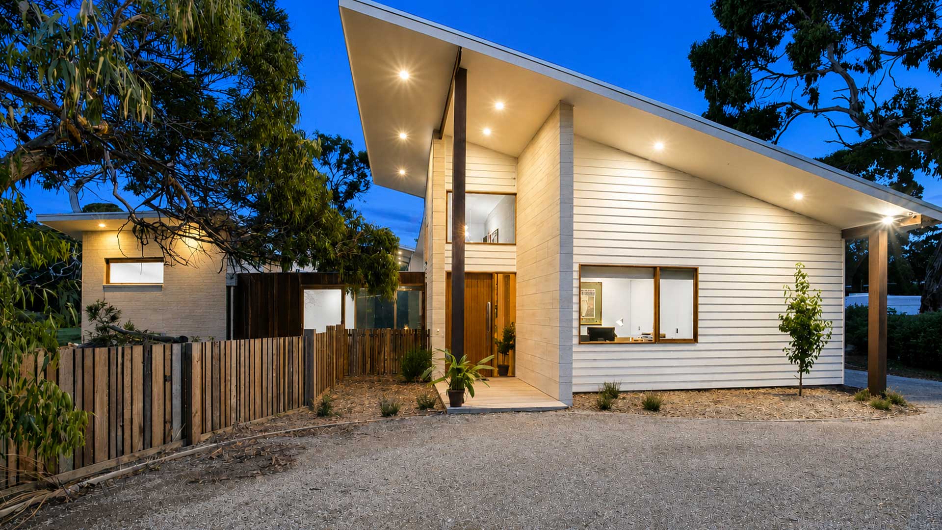Bellarine Peninsula Beach House, Ocean Grove, built with limestone blocks