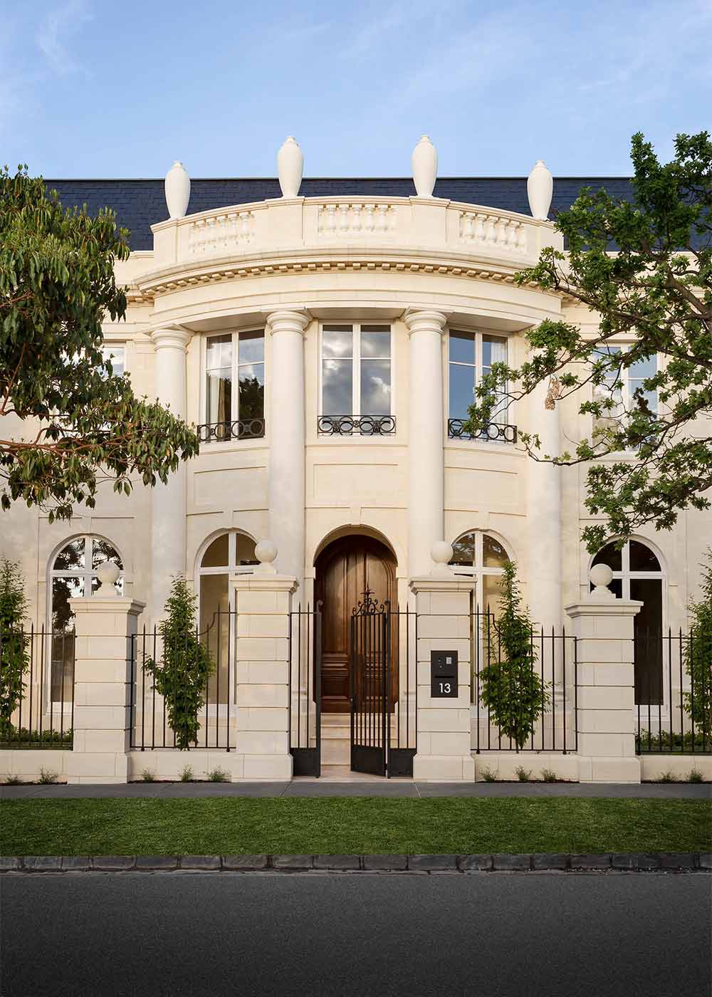 The Portico House, Toorak, Melbourne, built with Mount Gambier Limestone